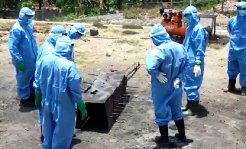 title Sempat Diagnosis DBD-Tifus, Pegawai Kecamatan di Bali Meninggal Ternyata Positif Covid-19 Sempat Diagnosis DBD-Tifus, Pegawai Kecamatan di Bali Meninggal Ternyata Positif Covid-19