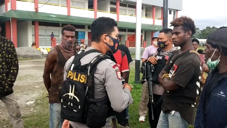 Mabuk Ramai-Ramai, 8 Pemuda Bikin Onar di Terminal Pasar Sentral Timika