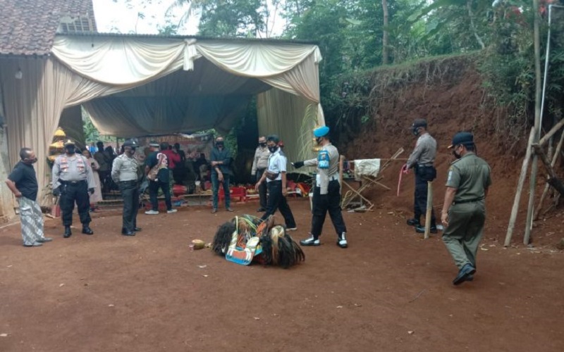 Potensi Timbulkan Kerumunan, Pentas Kuda Lumping di Purbalingga Dihentikan