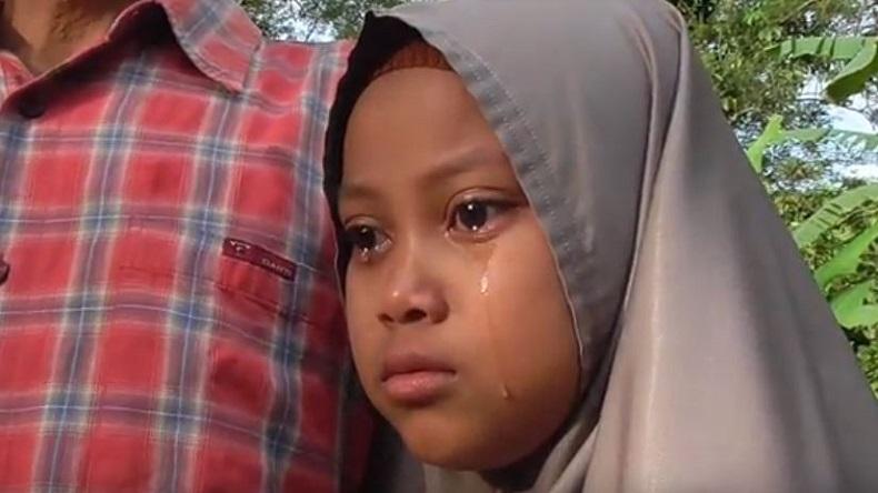 Siswi SD Rela Jual 3 Kambing Peliharaan untuk Bantu Korban Kebakaran Madrasah di Agam