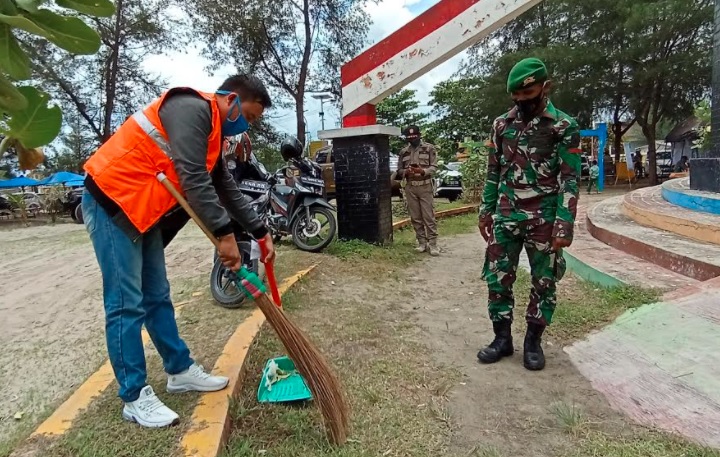 title Razia Masker di Bengkulu, Warga Pilih Sanksi Sosial Dibanding Denda Rp100.000 Razia Masker di Bengkulu, Warga Pilih Sanksi Sosial Dibanding Denda Rp100.000