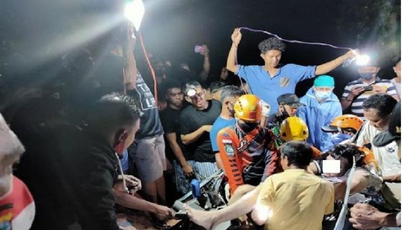 Tragis, Suami Istri di Sitaro Tewas Terjepit dalam Mobil Tertimpa Pohon Tumbang