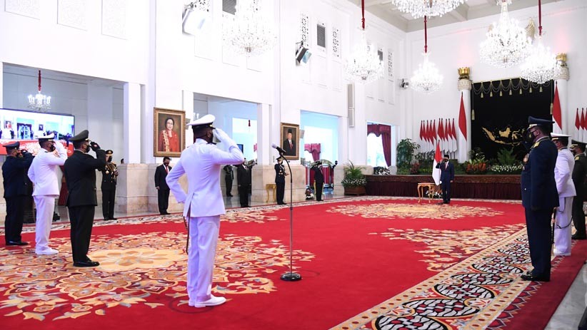 Presiden Jokowi Berdialog dengan Prajurit usai Pimpin Upacara HUT ke-75 TNI - Bagian 4