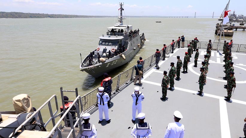 Periksa Alutsista TNI AL, Pangkoarmada II Inspeksi Kapal Perang - Bagian 3