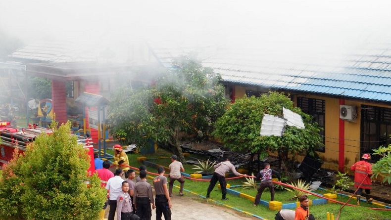 Kantor Polairud Polda Kaltim Balikpapan Terbakar, Diduga Dipicu Korsleting Listrik