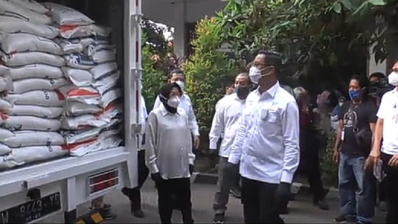 Bersama DNR Corporation, Kemensos Distribusikan Beras untuk 1,7 Juta PKM di Jatim