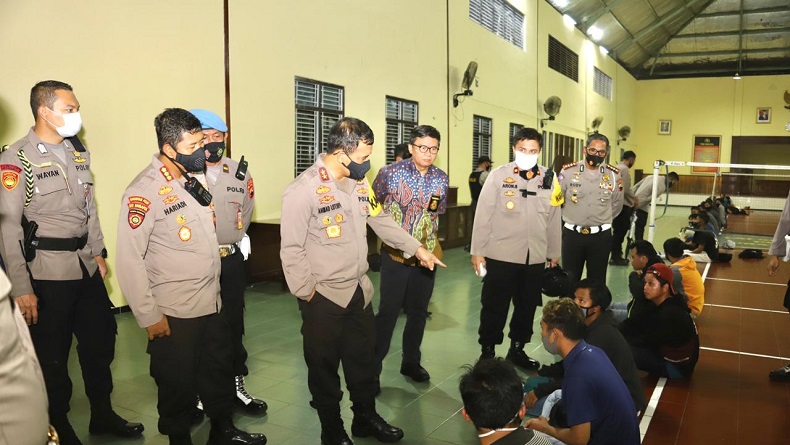 Polda Jateng Amankan 97 Orang yang Diduga Rusak Fasilitas Umum saat Demo Omnibus Law