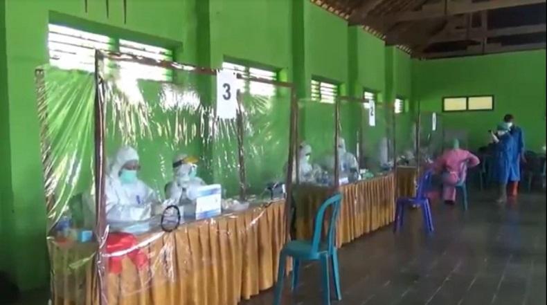 Agen Bank di Pacitan Positif Covid-19, Ratusan Warga Rapid Test Massal