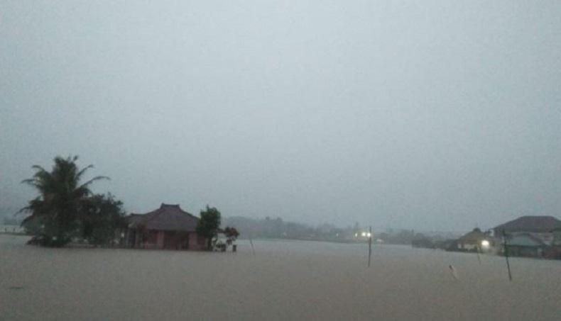 1.000 Warga Garut Mengungsi akibat Banjir Bandang