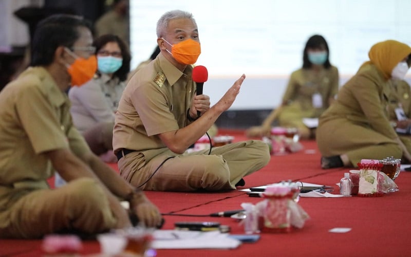 title Pandemi Covid-19, Ganjar Minta Pengusaha Tidak PHK Buruh Pandemi Covid-19, Ganjar Minta Pengusaha Tidak PHK Buruh
