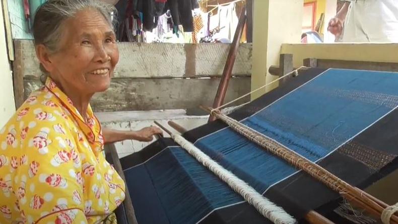 Pendapatan Menurun selama Pandemi, Perajin Ulos di Dairi Berupaya Bertahan