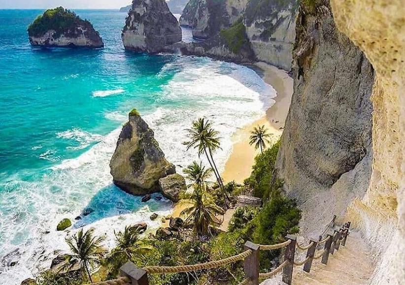 5 Tempat Wisata Di Bali Paling Eksotis, Nomor 4 Ada Pura Tertinggi Di Desa Besakih