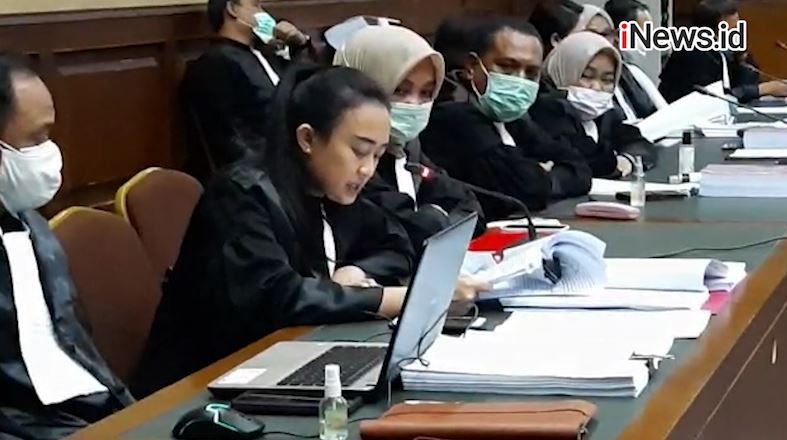 Benny Tjokro Dan Heru Hidayat Jalani Sidang Vonis Hari Ini