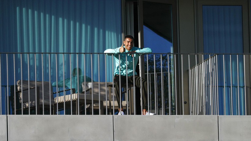 Intip Aktivitas Cristiano Ronaldo yang Positif Covid-19 - Bagian 2