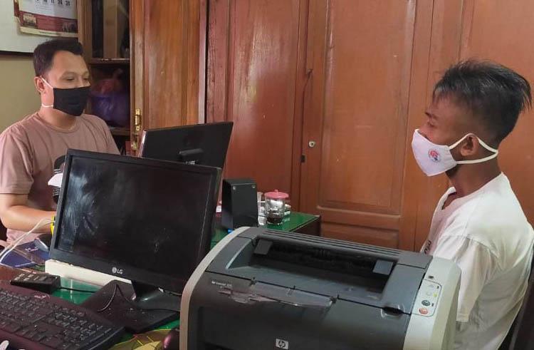 Pencuri Handphone yang Tinggalkan Motor di Rumah Korban Ditangkap
