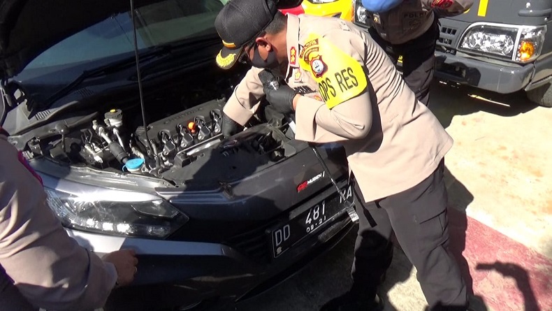Mahir Palsukan BPKB Mobil, 2 Warga Sidrap Diamankan Polisi