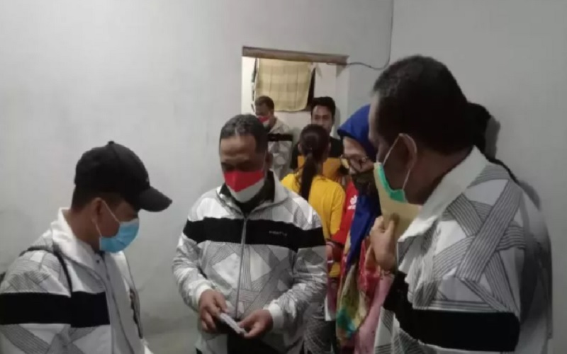 Penampungan Ilegal Digerebek, Calon Pekerja Ngaku Bayar Rp52 Juta untuk ke Luar Negeri