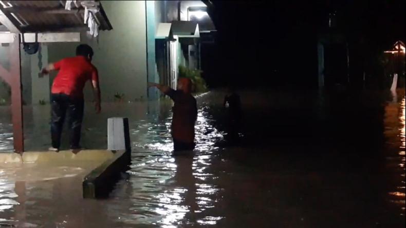 title Puluhan Rumah di Babel Terendam Banjir Puluhan Rumah di Babel Terendam Banjir