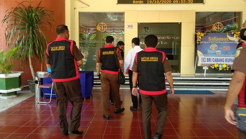 Kejati Geledah Kantor BPN NTT terkait Dugaan Penjualan Aset Negara Rp3 Triliun di Komodo