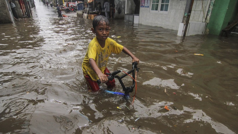 Depok Diguyur Hujan Deras, Kampung Utan Jaya Citayam Terendam Banjir - Bagian 2
