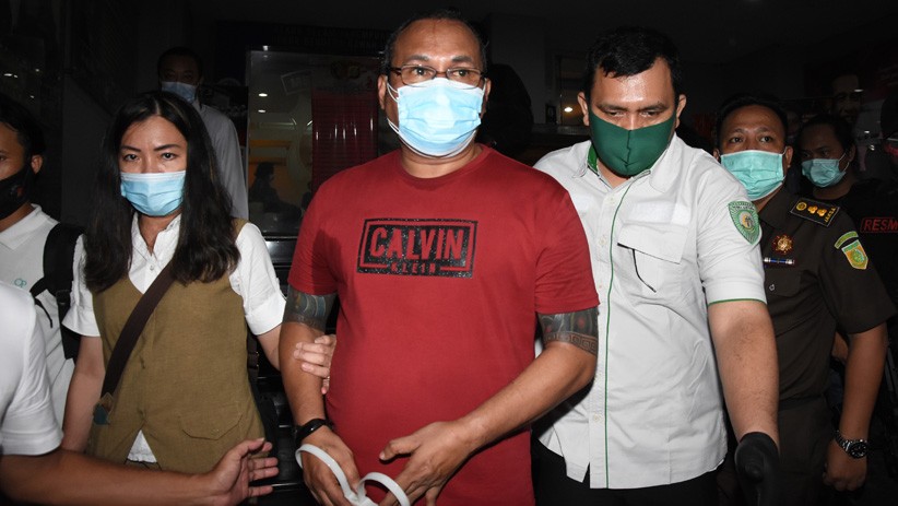 Berkas Dilimpahkan, John Kei Dibawa ke Kejaksaan - Bagian 1