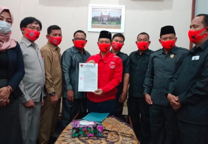PDIP Pecat Cabup Demak Mugiyono karena Membangkang