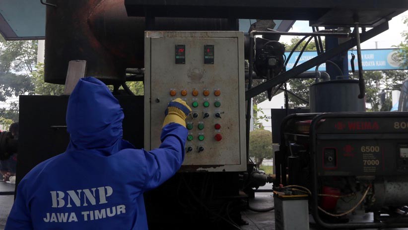 BNNP Jawa Timur Musnahkan 11 Kg Sabu Asal Malaysia