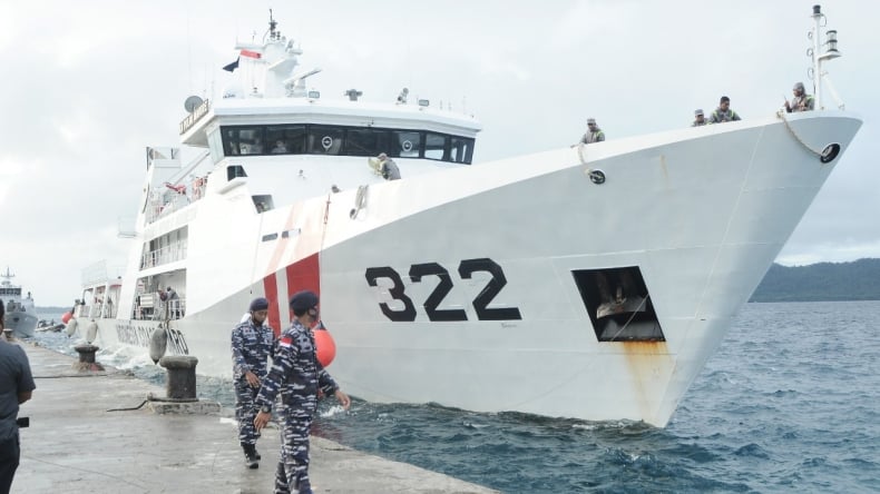 Tempuh Perjalanan 12 Jam, 450 Paket Bantuan Covid Akhirnya Tiba di Talaud