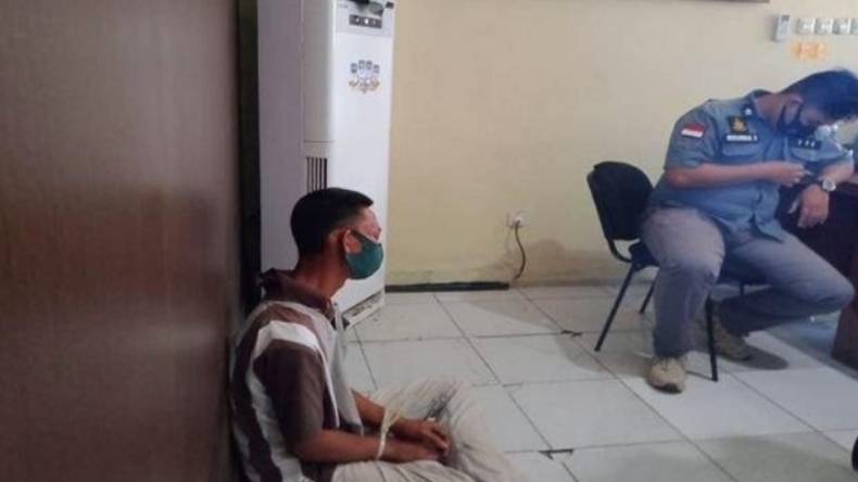 Pria di Palembang Pegang Alat Kelamin Nenek-Nenek Usai Mabuk Tuak