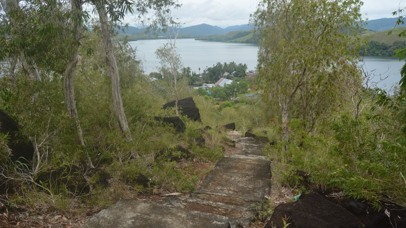 Ditumbuhi Pohon Kayu Putih, Situs Tutari Sentani Jadi Tempat Wisata Warga