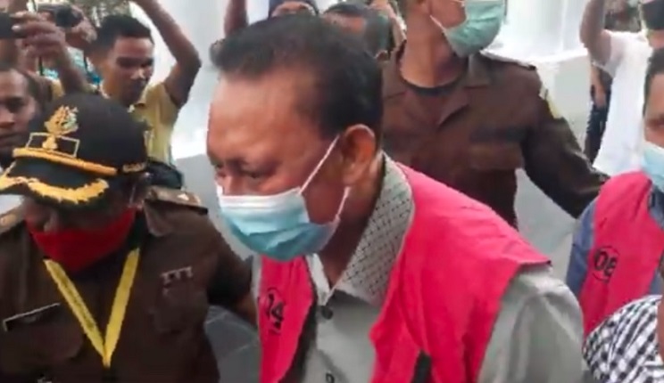 Kejati NTT Tahan Mantan Wali Kota Kupang dan Eks Kepala BPN