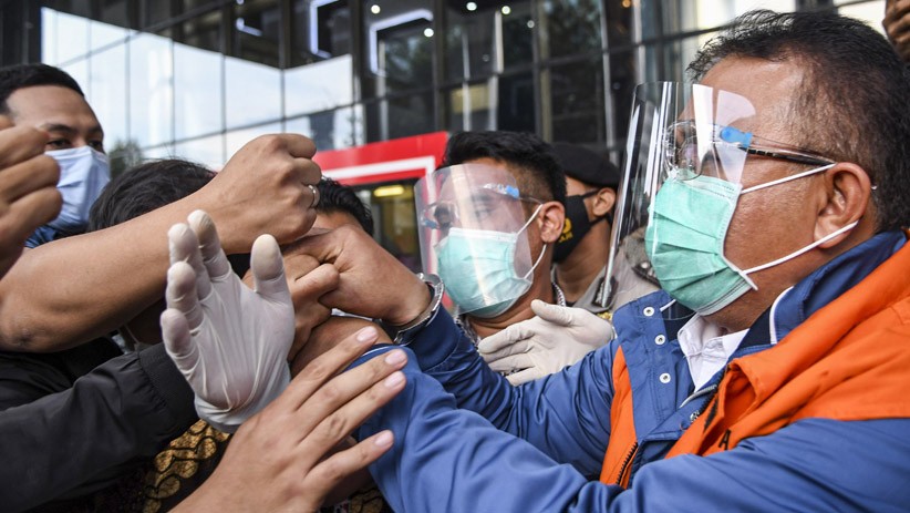 Wali Kota Tasikmalaya Budi Budiman Ditahan KPK - Bagian 2