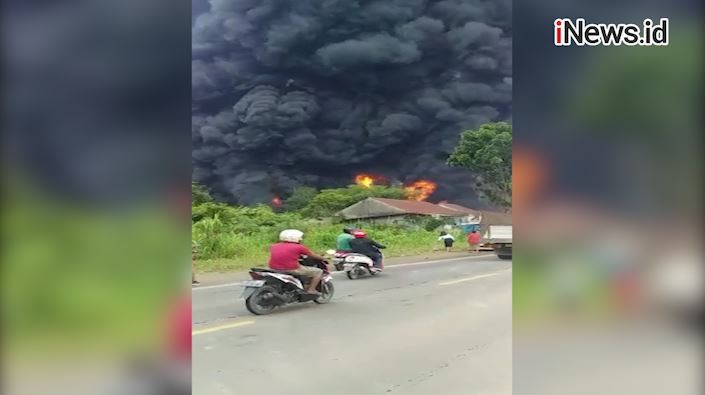 Polisi Buru Pemilik Gudang Minyak Terbakar di Jambi, Diduga Tampung BBM Ilegal