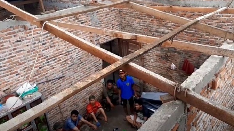 8 Rumah Warga di Medan Rusak Diterjang Angin Puting Beliung