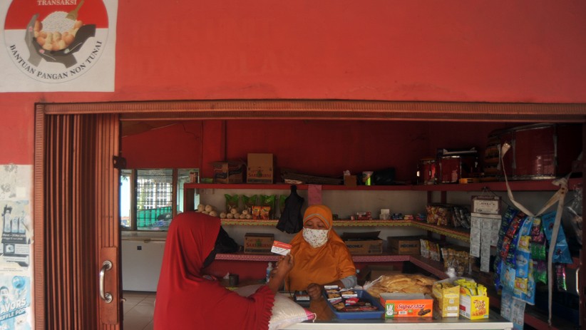 Belanja Sembako dengan Kartu Keluarga Sejahtera di E-Warong - Bagian 2