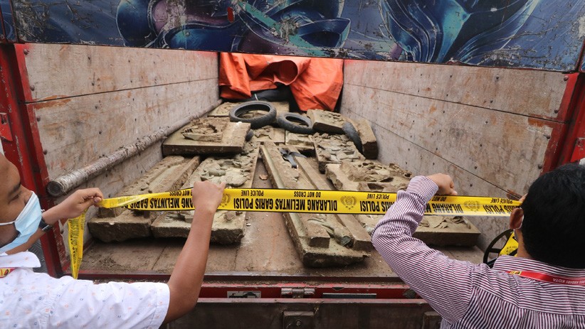 Penampakan 25 Relief Makam Kuno China Dicuri di Gunung Klotok Kediri - Bagian 3
