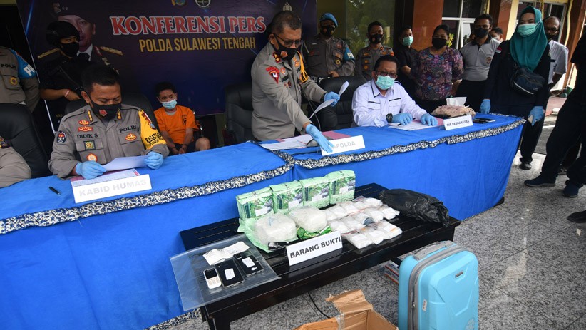 Pengedar 7,3 Kg Sabu Tewas Ditembak Aparat Polda Sulawesi Tengah - Bagian 1
