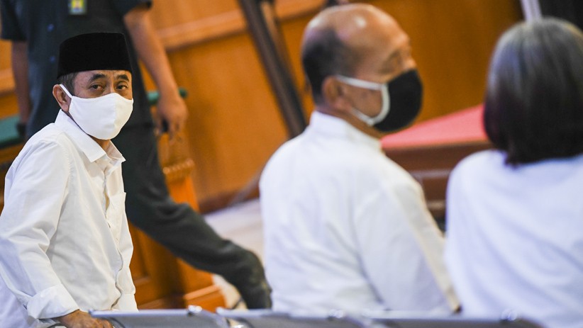 Petinggi Sunda Empire Divonis 2 Tahun Penjara - Bagian 3