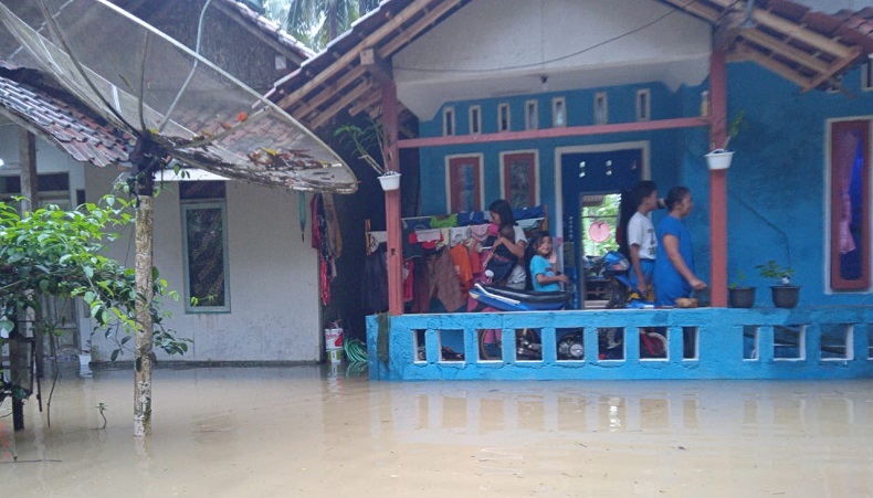 title 111 Rumah di Pangandaran Terendam Banjir 111 Rumah di Pangandaran Terendam Banjir