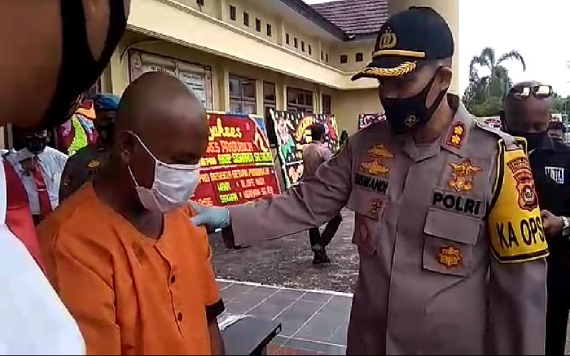 title Cemburu Jadi Motif Cecep Habisi Perempuan Pemandu Karaoke di Prabumulih Cemburu Jadi Motif Cecep Habisi Perempuan Pemandu Karaoke di Prabumulih