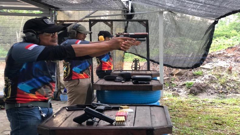 Salurkan Hobi Menembak melalui Rajawali Bangka Shooting Club 