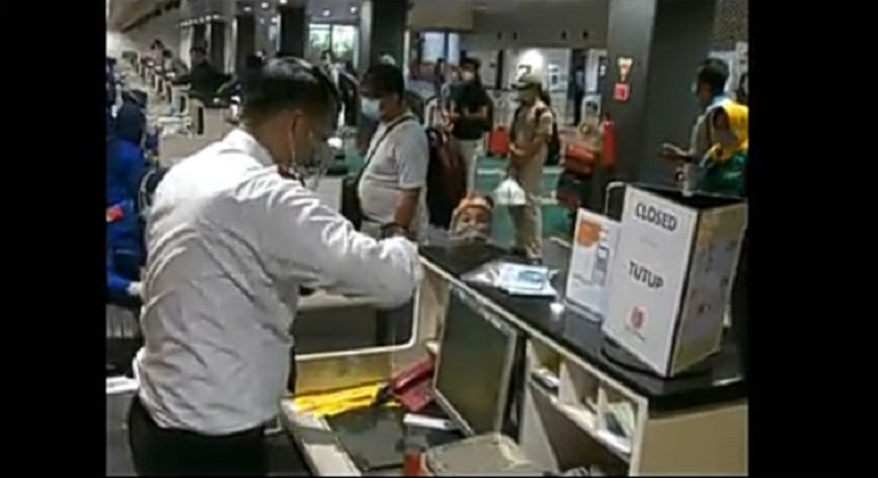 Hari ke-2 Libur Panjang, Arus Penumpang di Bandara Juanda Melonjak Tajam