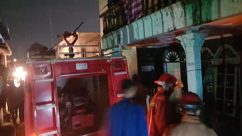 Kebakaran di Medan Denai, Rumah 2 Lantai Ludes Dilalap Api