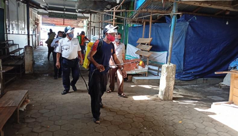 title 2 Orang Meninggal akibat Covid-19, Pasar Pemalang Ditutup 2 Orang Meninggal akibat Covid-19, Pasar Pemalang Ditutup