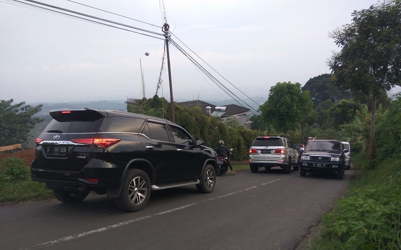 Pengemudi Amatir dan Baru Bisa Nyetir Jangan Nekat Lewat Tanjakan Naga Punclut