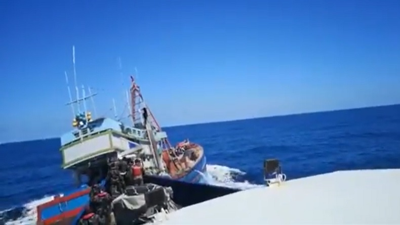 Diwarnai Saling Kejar dan Nyaris Ditabrak, KKP Usir Kapal Vietnam di Laut Natuna Utara