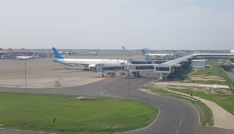 Gegara Tiket Penerbangan Mahal, Bandara Husein Bandung Pasang Banner Tarif Batas Atas 