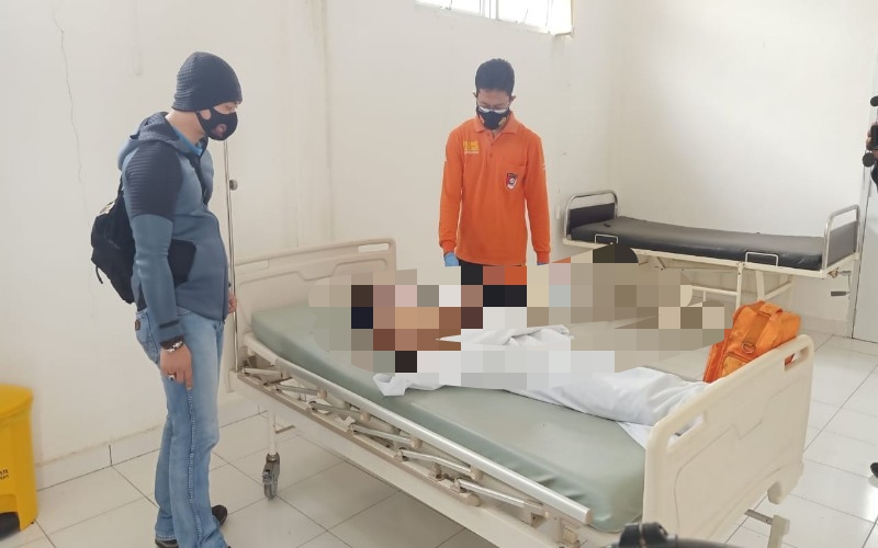 title Tembak Polisi, Begal Bersenpi Ambruk Ditembak Mati di OKU Timur Tembak Polisi, Begal Bersenpi Ambruk Ditembak Mati di OKU Timur