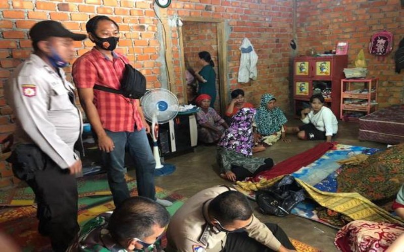 Gadis Muda Tewas Minum Racun usai Ditegur karena Pulang Malam