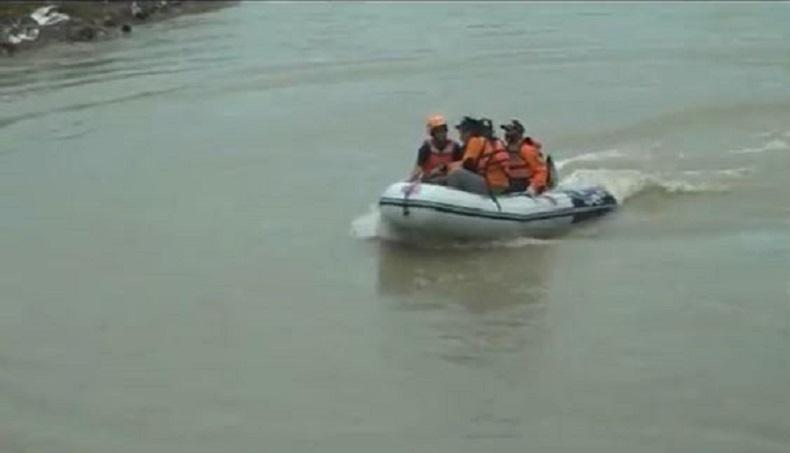 Rakit Putus di Pesisir Selatan, Tim SAR Kerahkan Tim Cari 2 Korban Hilang